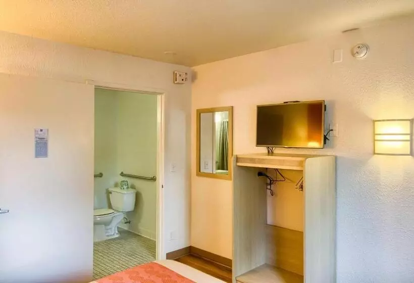 スタンダードルーム, Motel 6everett, Wa  North