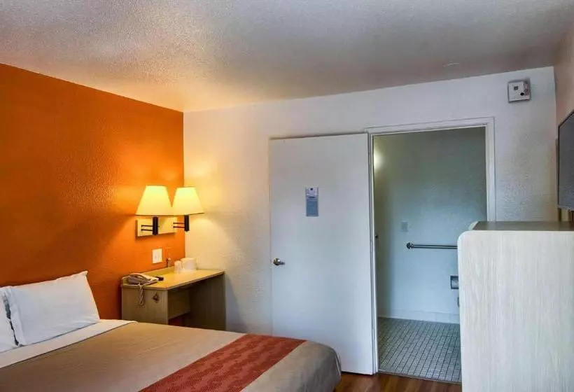 身障者適用スタンダードルーム, Motel 6everett, Wa  North