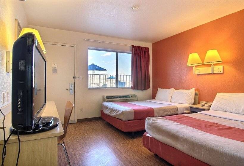Номер Стандарт 2 Двуспальные Кровати, Motel 6odessa, Tx