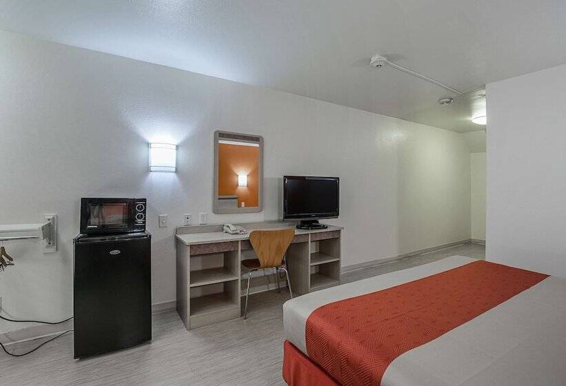 Номер Deluxe, Motel 6 Pasadena, Tx