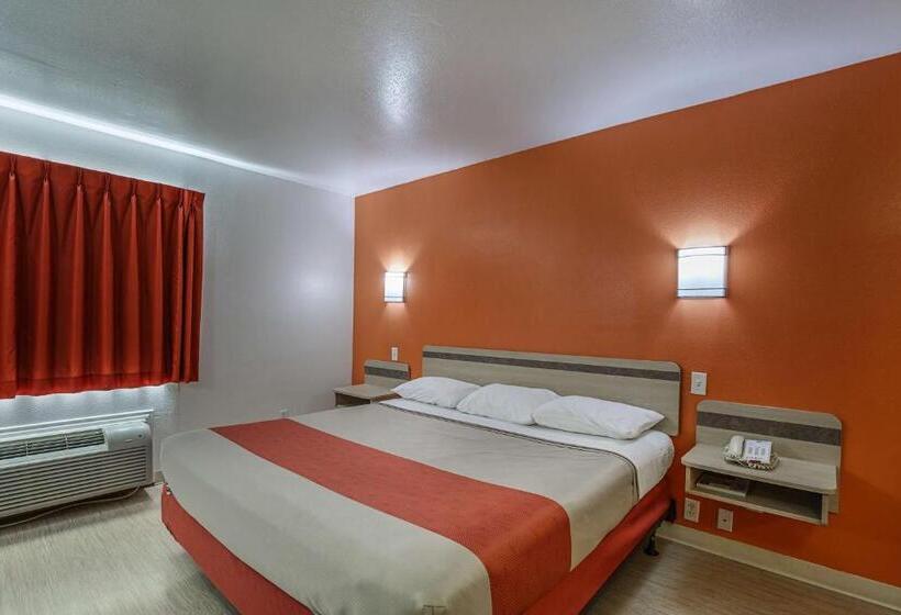 חדר דחוקס עם מיטת קינג, Motel 6 Pasadena, Tx