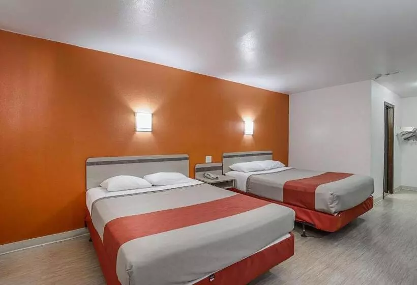 اتاق استاندارد برای معلولان, Motel 6 Pasadena, Tx
