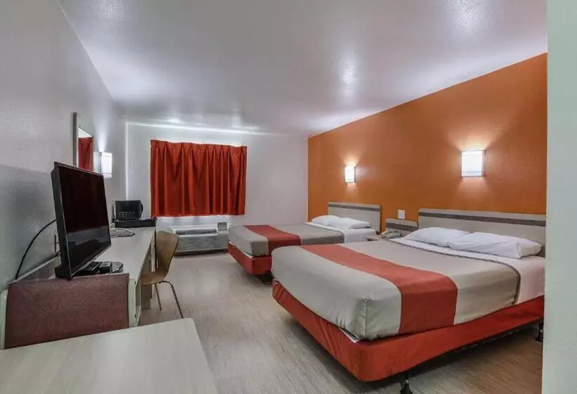 اتاق استاندارد برای معلولان, Motel 6 Pasadena, Tx