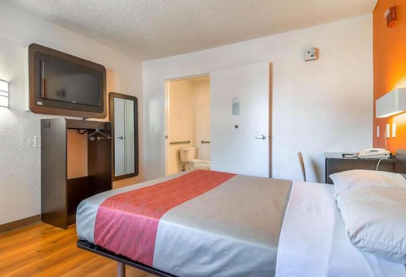 장애인을 위한 스탠다드 룸, Motel 6 san Diego, Ca  North