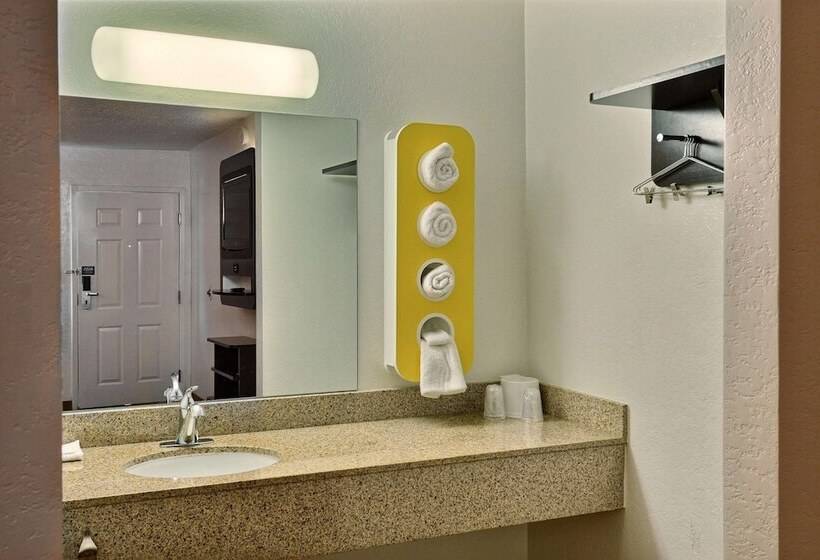 غرفة ديلوكس, Motel 6tewksbury, Ma  Boston