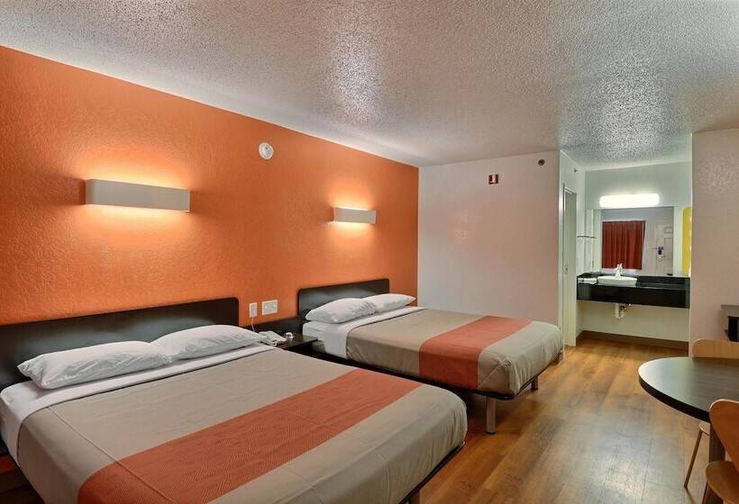 Номер Deluxe, Motel 6tewksbury, Ma  Boston