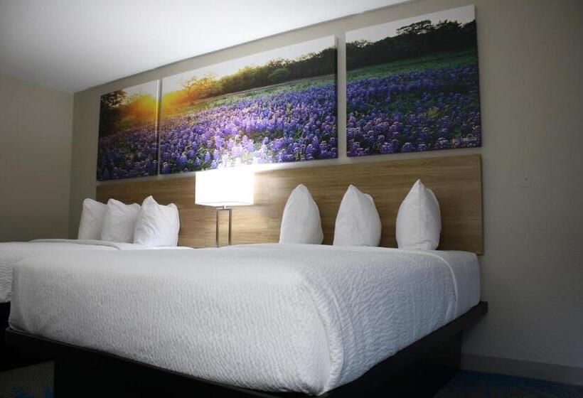 适合残疾人使用的标准间, Days Inn By Wyndham Waco University Area