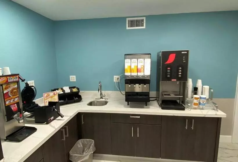 スタンダードルーム, Days Inn By Wyndham Waco University Area