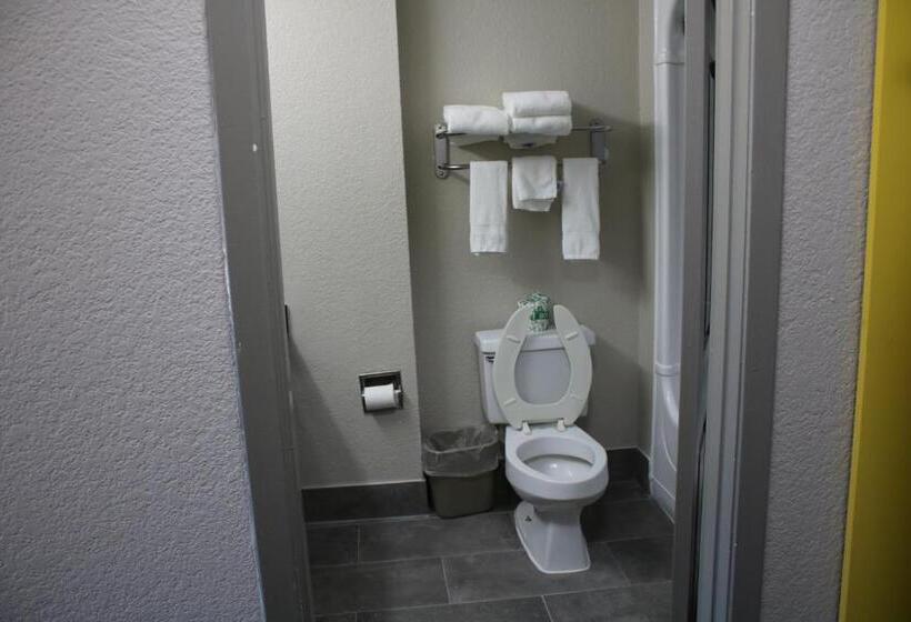 标准间, Days Inn By Wyndham Waco University Area