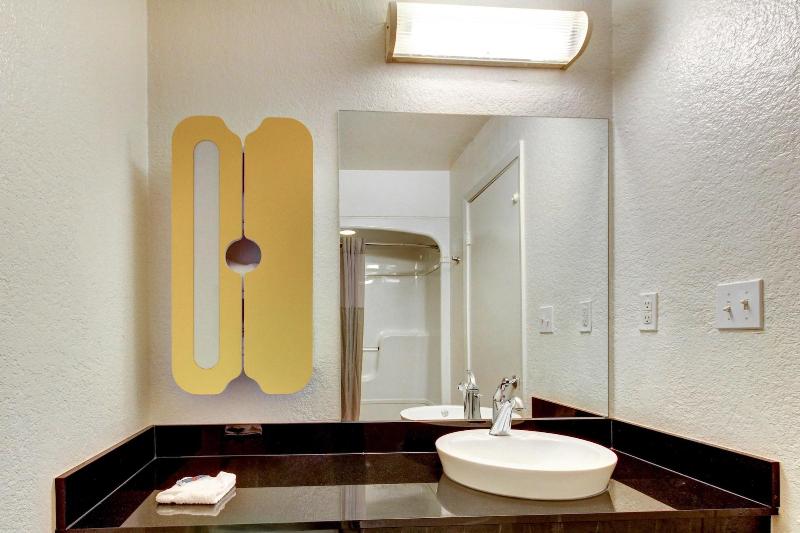 Стандартный Номер Кровать Кинг, Days Inn By Wyndham Waco University Area
