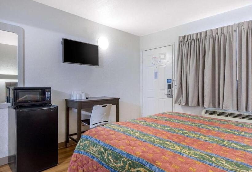 Номер Стандарт, Rodeway Inn Winston Salem Route 52