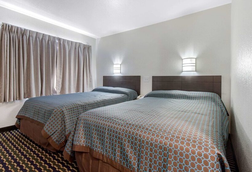 Номер Стандарт 2 Двуспальные Кровати, Rodeway Inn Winston Salem Route 52