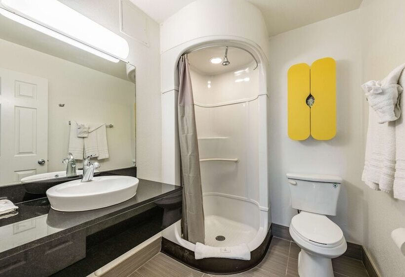 디럭스 룸, Studio 6 Monroe, La  Hwy 165