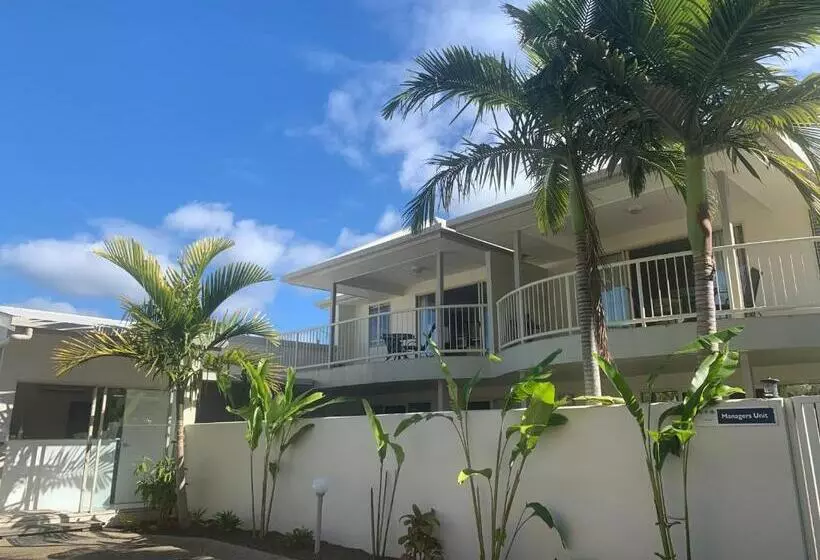 1 Bedroom Apartment River View, Noosa River Palms