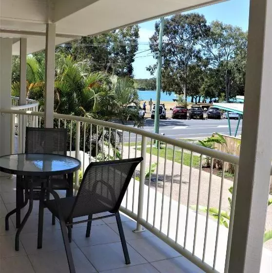 1 Bedroom Apartment River View, Noosa River Palms