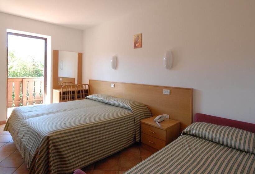 수피리어 트리플 룸, Casa Santa Maria