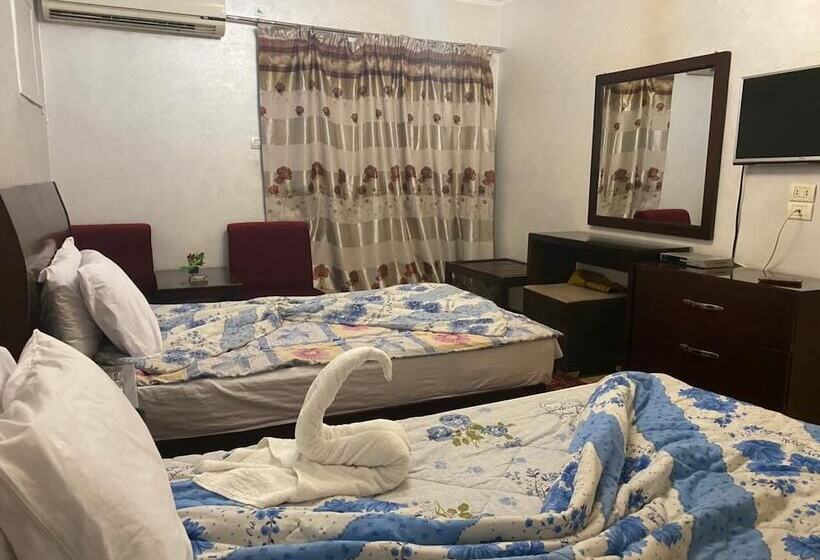 اتاق لوکس سه تخته, Rose Hotel Cairo