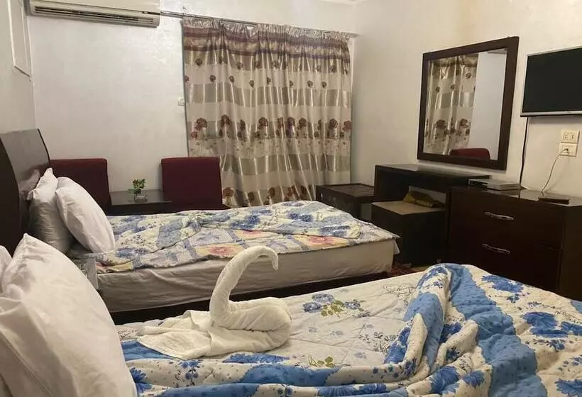 اتاق لوکس سه تخته, Rose Hotel Cairo