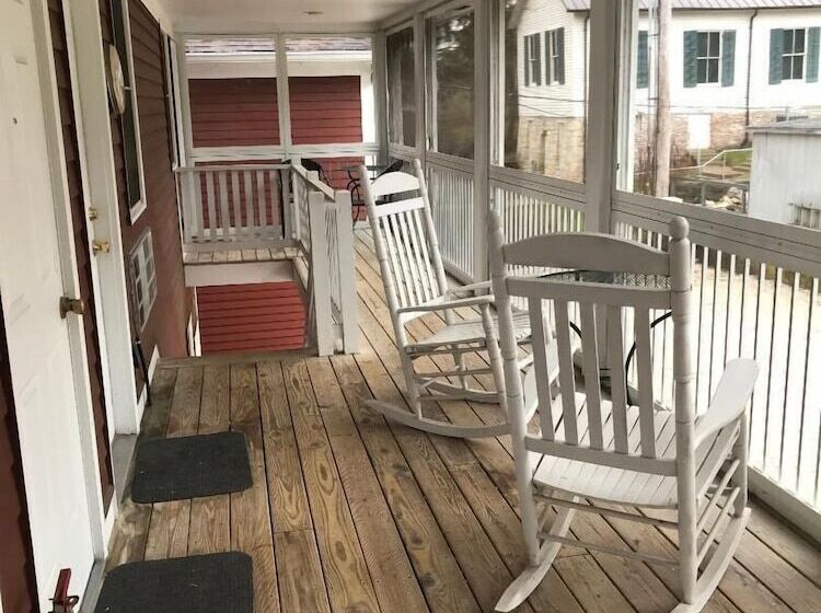 スタンダードルーム, Green Tree Inn