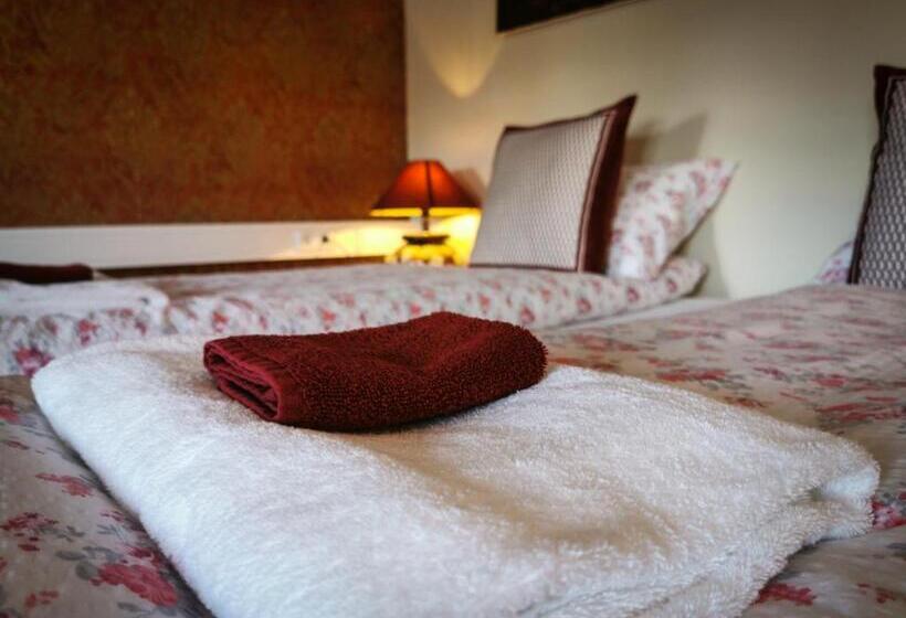 اتاق استاندارد سه نفره, Nupan Deluxe