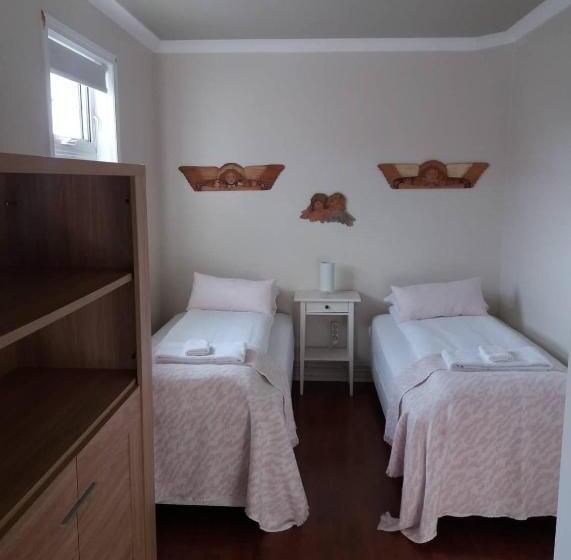 اتاق استاندارد چهار تخته, Nupan Deluxe