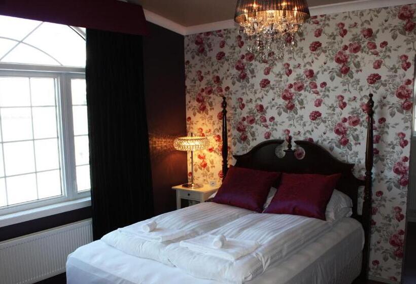 اتاق استاندارد چهار تخته, Nupan Deluxe