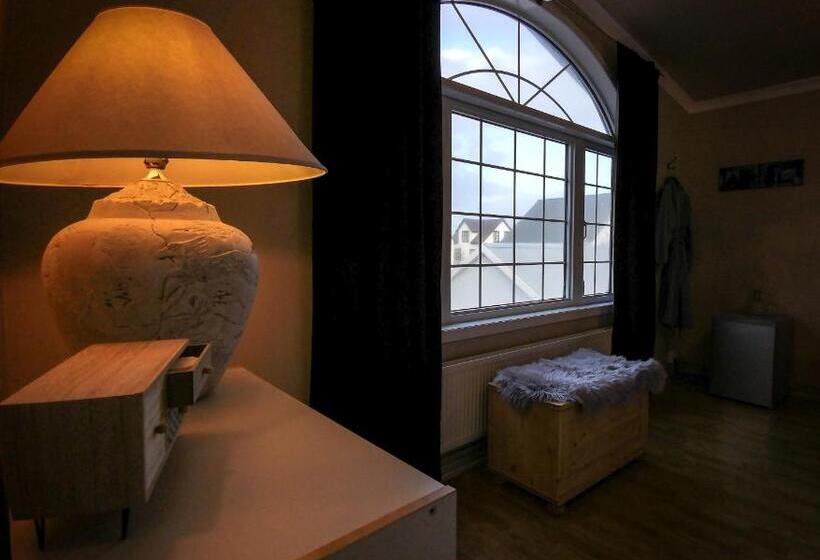 تختخواب در اتاق مشترک, Nupan Deluxe