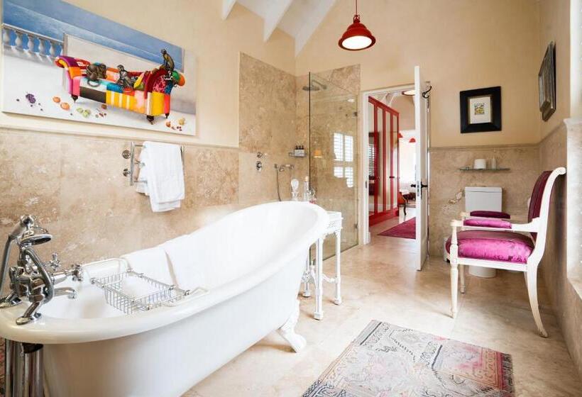 스탠다드 룸 킹사이즈 침대, Birkenhead House