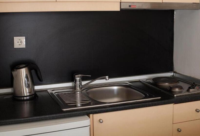 스탠다드 스튜디오 도시 전망, Du Lac