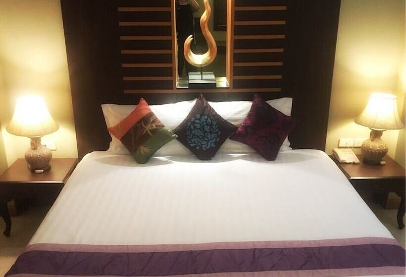 Delüks Oda, Hua Hin White Sand