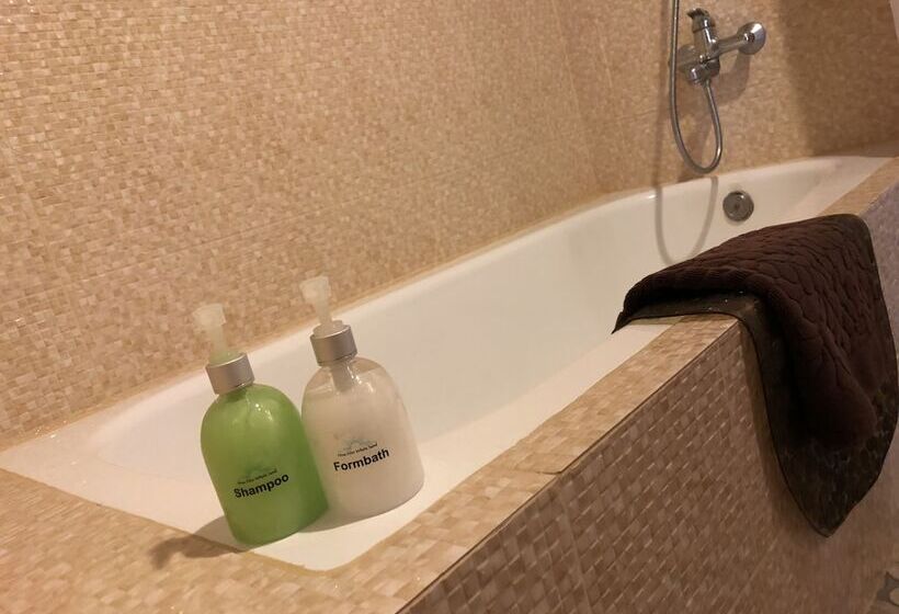 Süit, Hua Hin White Sand