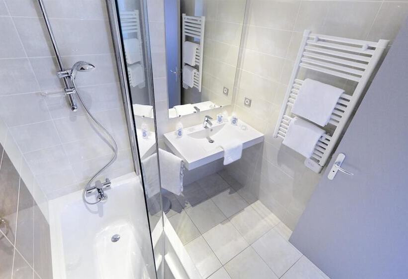 Номер Superior, Kyriad Saint Chely D Apcher  Aire De La Lozere