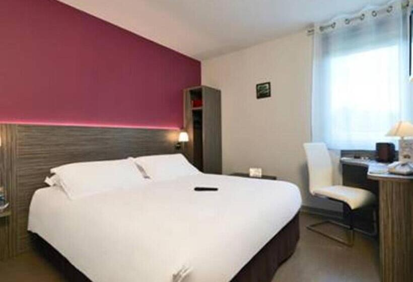 Номер Superior, Kyriad Saint Chely D Apcher  Aire De La Lozere