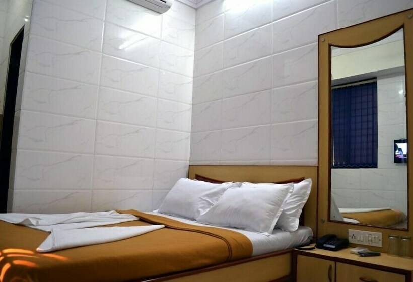 اتاق استاندارد, New Deepak