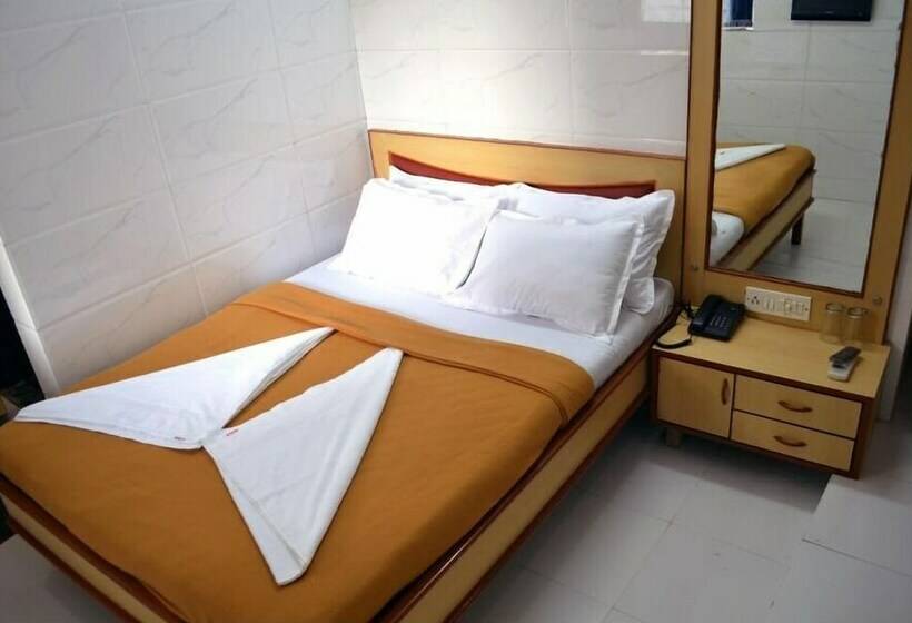 اتاق استاندارد, New Deepak