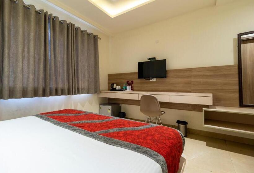 Quarto standard, Tripple Tree   Karol Bagh