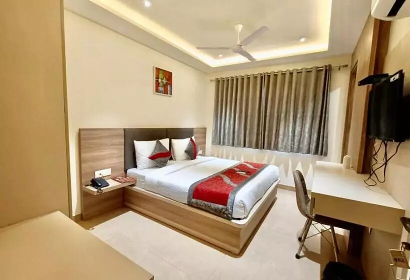 スーペリアールーム, Tripple Tree   Karol Bagh