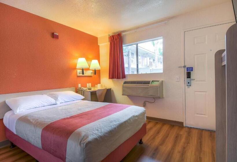 חדר דלוקס, Motel 6 Chino, Ca   Los Angeles Area