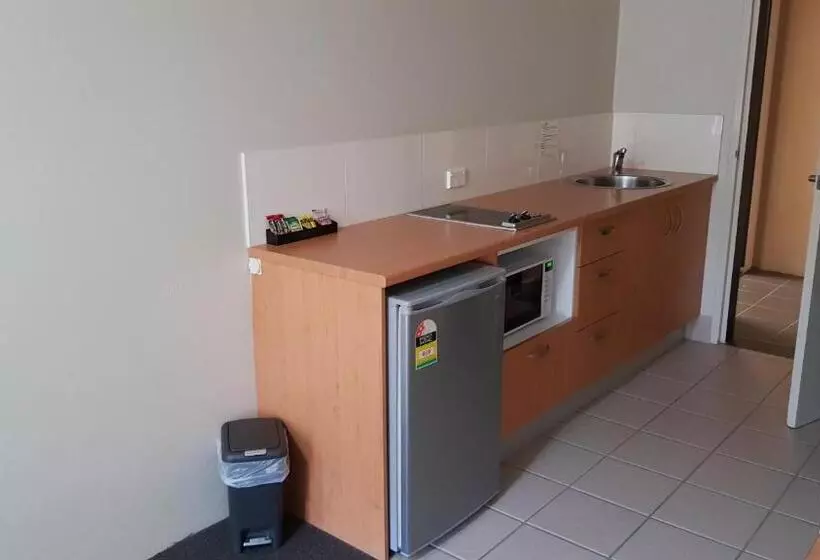 Standard Yhden Hengen Huone Queen-vuode, Nambour Heights Motel