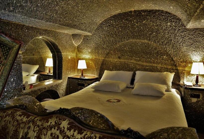 جناح سرير كينج, Grand Cave Suites