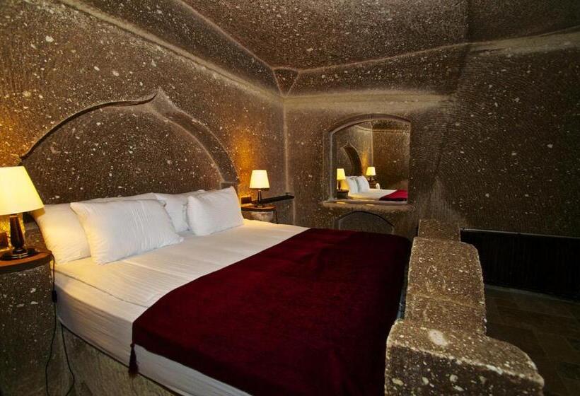 سوئیت با تخت بزرگ, Grand Cave Suites