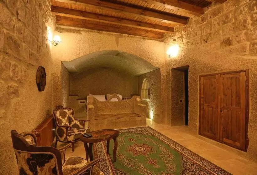 سوییت, Grand Cave Suites