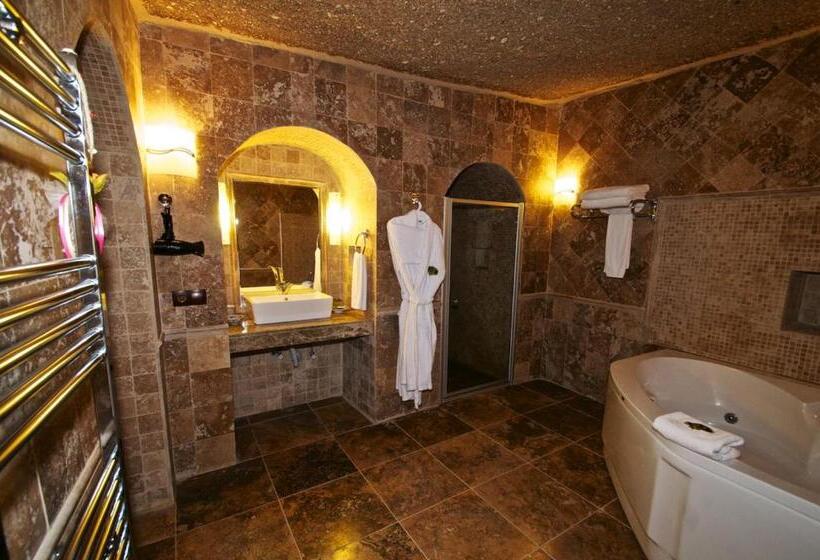 سوییت, Grand Cave Suites