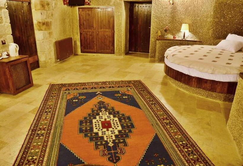 جناح, Grand Cave Suites