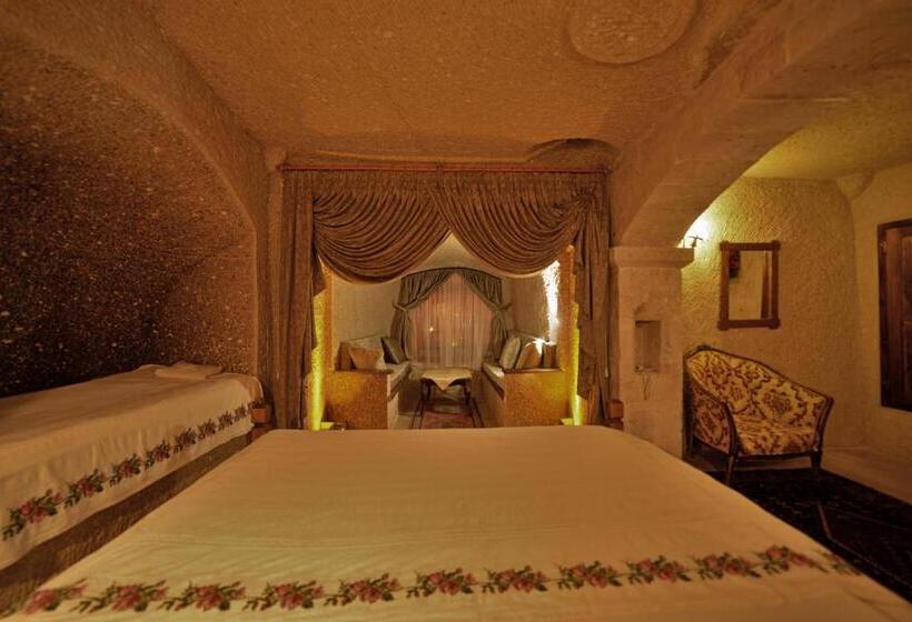 جناح جونيور, Grand Cave Suites
