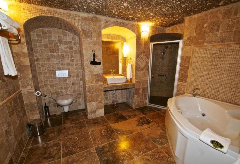 جناح سرير كينج, Grand Cave Suites