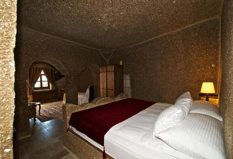 جناح, Grand Cave Suites