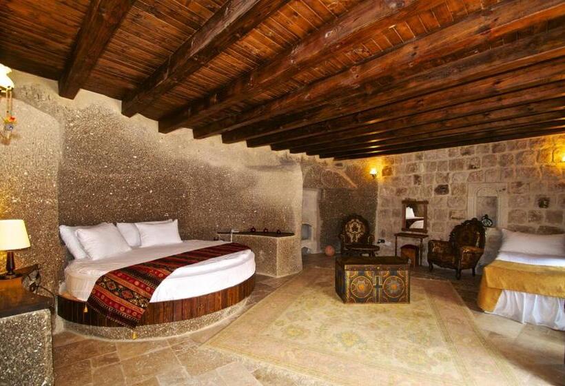 جناح, Grand Cave Suites