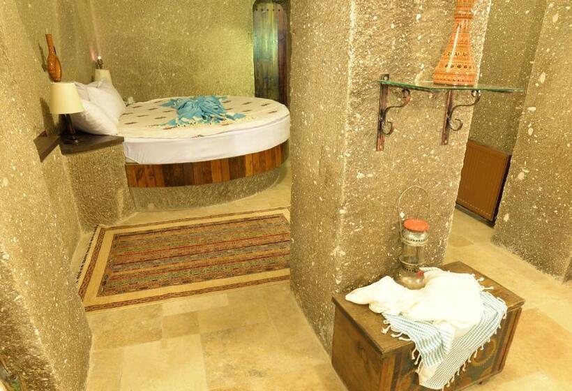 جناح سرير كينج, Grand Cave Suites