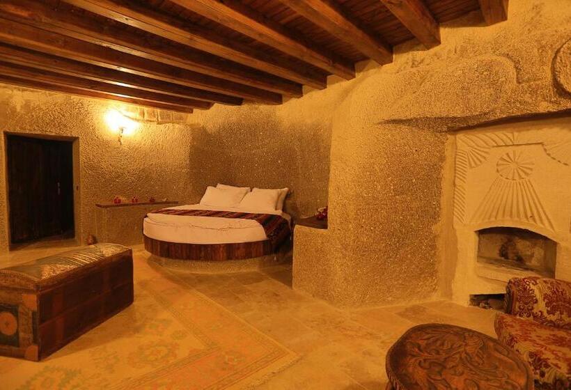 جناح سرير كينج, Grand Cave Suites